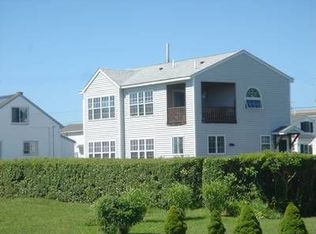1 Elizabeth Rd, Narragansett, RI 02882