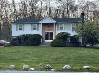 52 Smith Hill Rd, Airmont, NY 10952