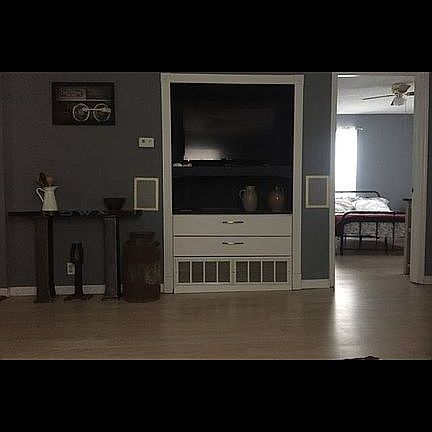 5th image of 722 Spears Ave