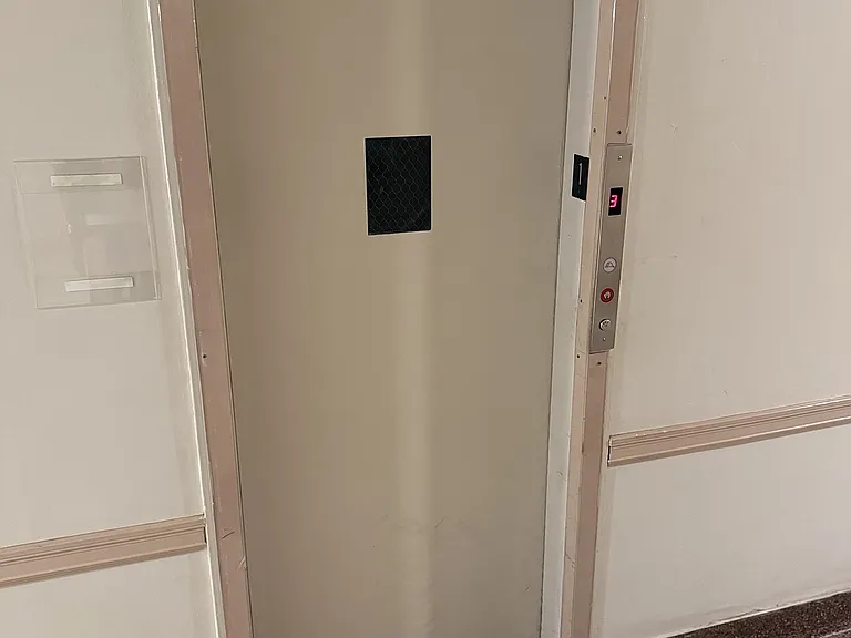 401 Park Pl #3F — Photo 23