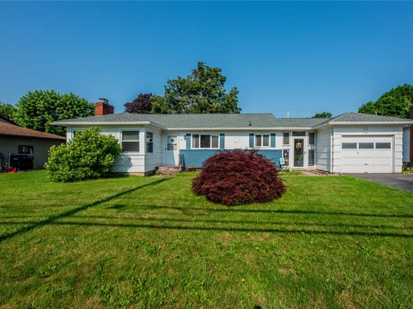 711 Helendale Rd, Rochester, NY 14609