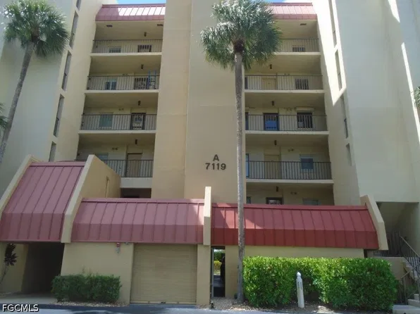 7119 Lakeridge View Ct APT 403, Fort Myers, FL 33907