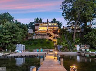 330 S Riverside Dr, Crownsville, MD 21032