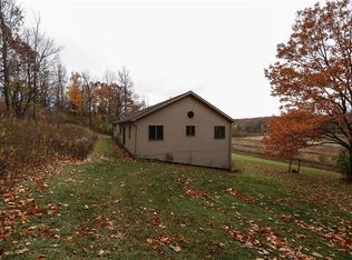 4157 Woolhouse Rd, Canandaigua, NY 14424
