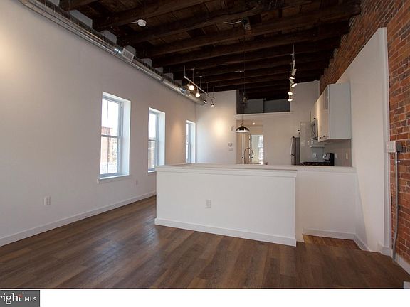 3rd image of 1515 McKean St