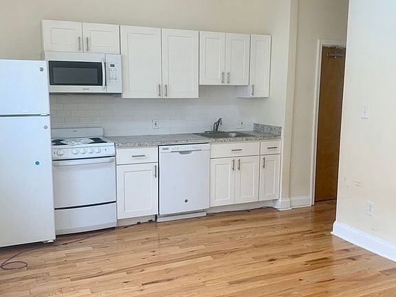 2nd image of 527 S 42nd St APT 1F