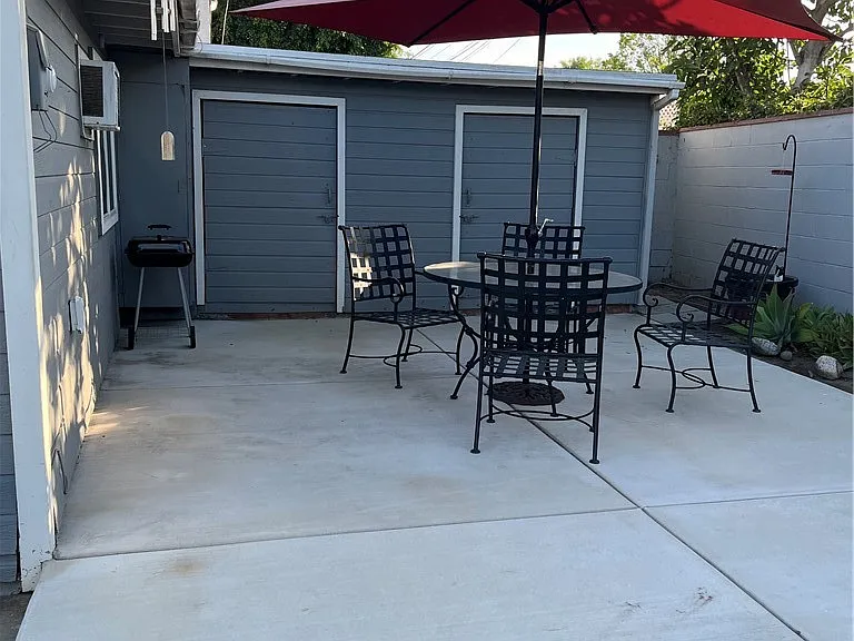 10327 1/2 Tristan Dr — Photo 1