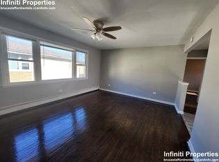 2067 135th Pl APT 6, Blue Island, IL 60406