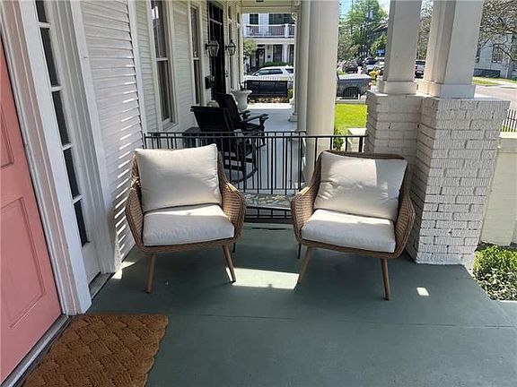 3rd image of 4137 Iberville St