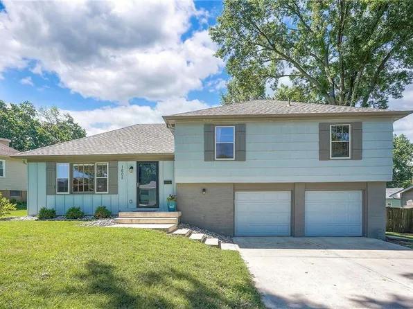 1605 Northaven Dr, Kansas City, MO 64118