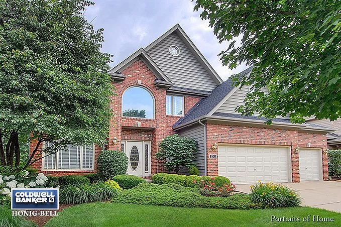 2512 Sutton Ln photo 1