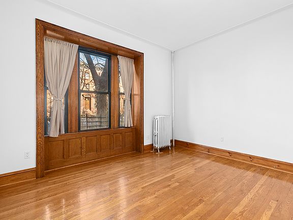 3rd image of 370 Union St #1