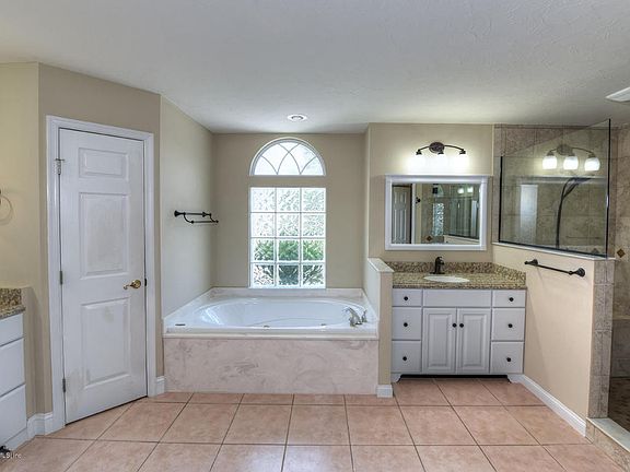5th image of 1124 Kingsland Ct