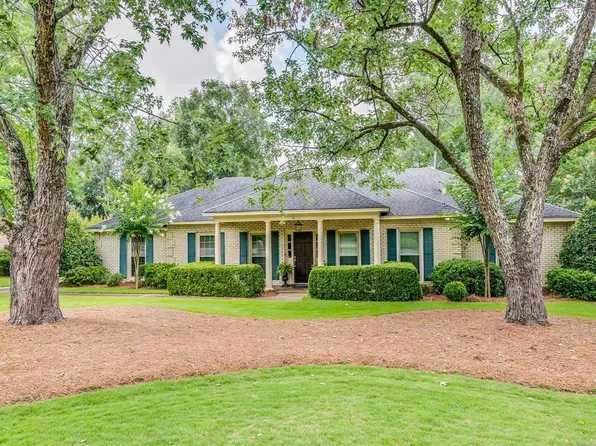 3290 Lancaster Ln, Montgomery, AL 36106