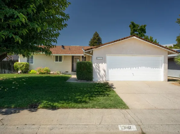 741 Winslow Dr, Yuba City, CA 95991