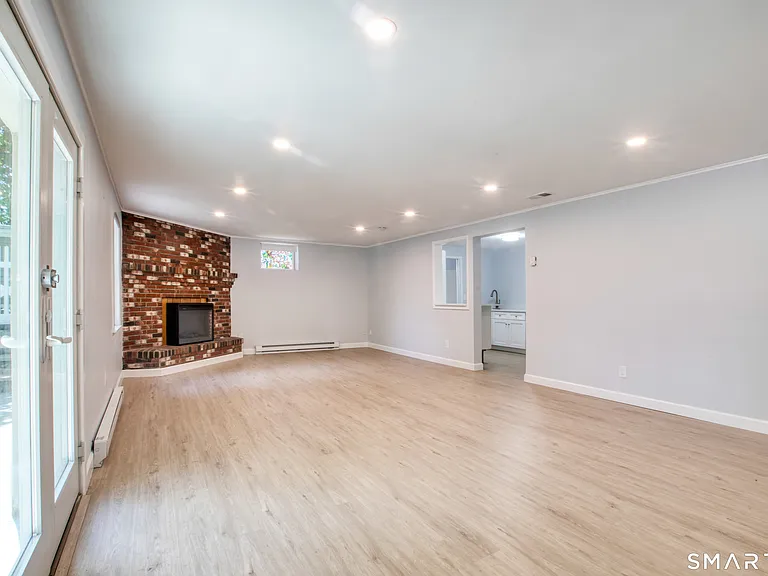 8 Ridge Pl #1 — Photo 24