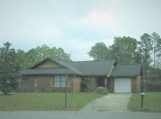 904 Mandarin Dr, Hinesville, GA 31313