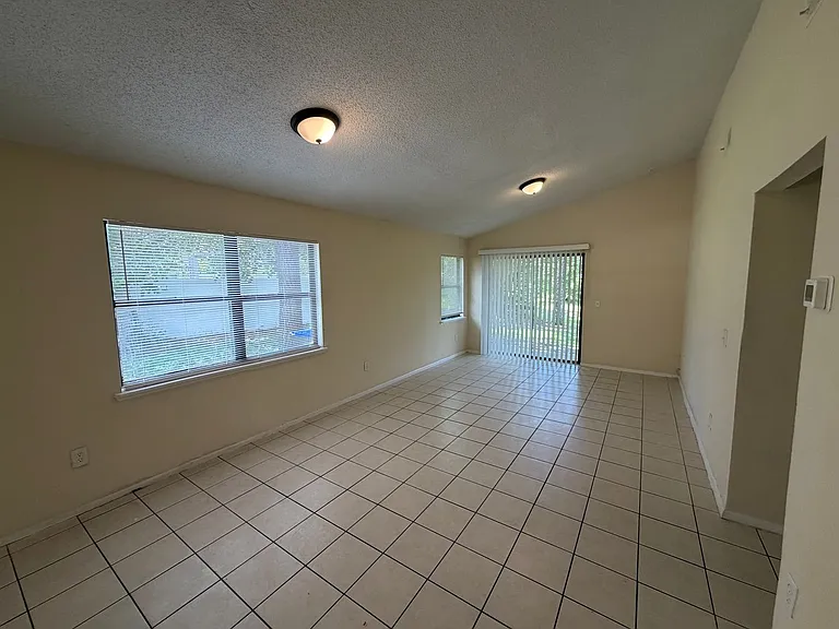 11608 Anjali Ct — Photo 2