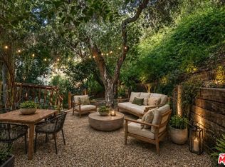 2180 Laurel Canyon Blvd, Los Angeles, CA 90046