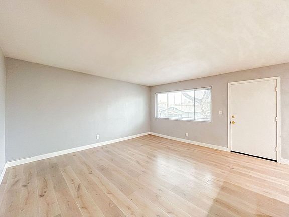 3rd image of 2200 E 6th St APT 7