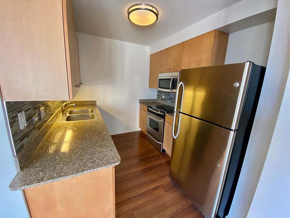 1st image of 502 N Orleans St #708