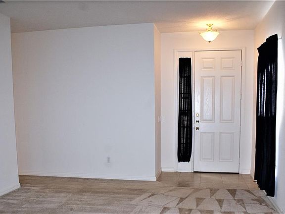 3rd image of 1212 Bexley Ct