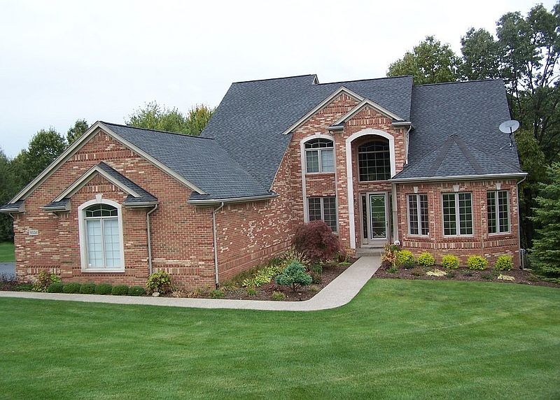 1st image of 9324 Oakmont Dr