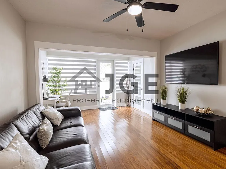 270 NE 191st St #103 — Photo 11