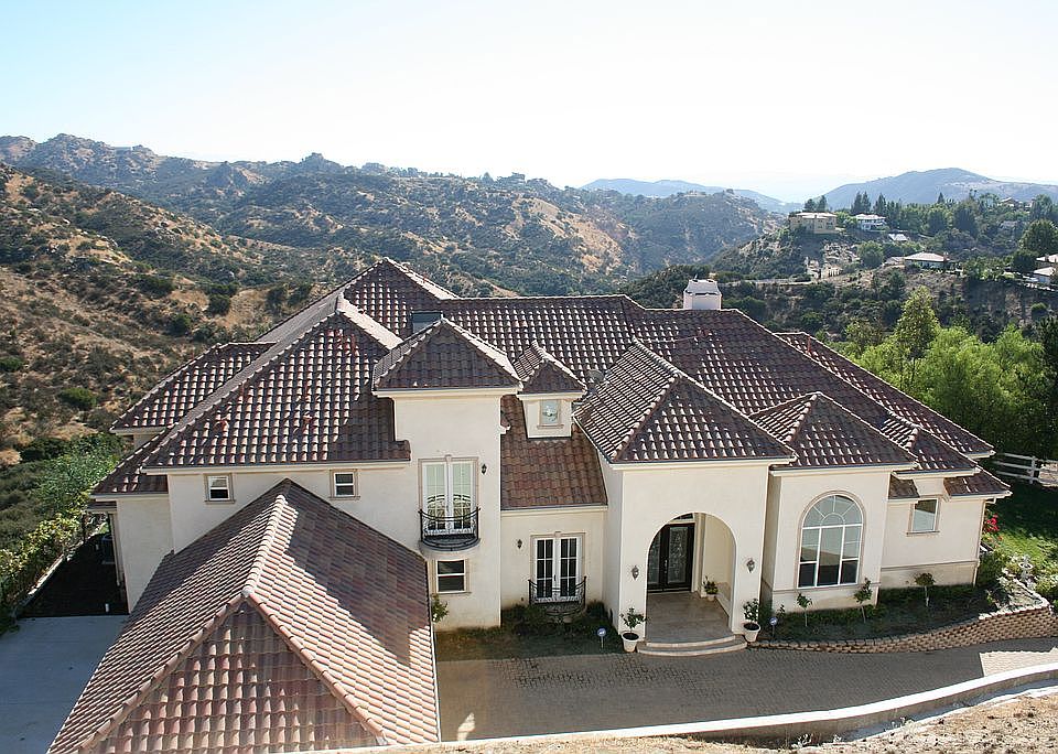 1st image of 232 Saddlebow Rd