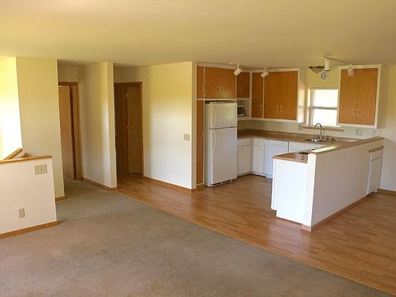 Main floor living and kitchen area