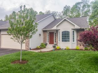 72 Round Hill Rd #22, Kalamazoo, MI 49009