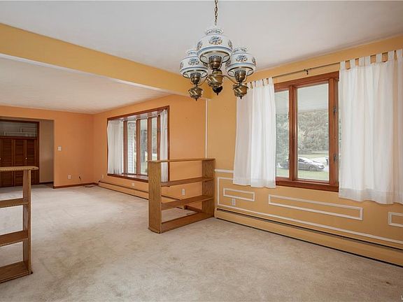 4th image of 4845 Clearview Dr