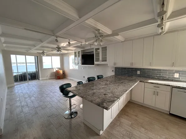 775 John Ringling Blvd APT G1, Sarasota, FL 34236