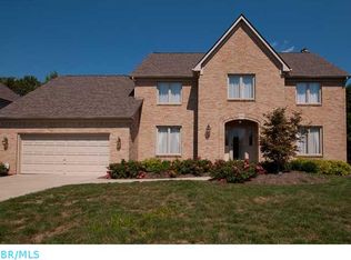 1164 McCleary Ct, Columbus, OH 43235