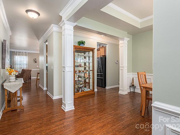 4th image of 5849 McClintock Dr #117