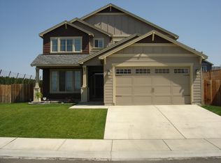 101 S Sterling St, Moxee, WA 98936