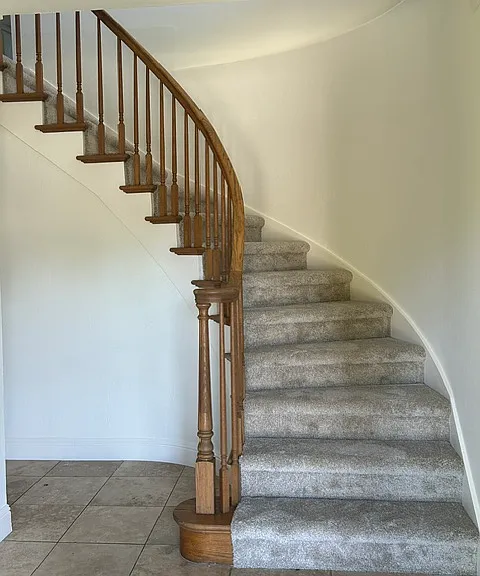 315 Landeros Dr — Photo 2