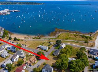 77 Crescent St, Rockland, ME 04841