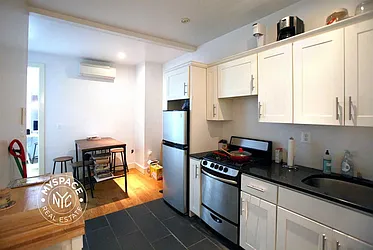 Rented by MySpaceNYC