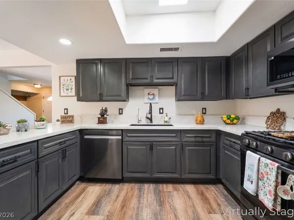 3750 Pilgrim St, Las Vegas, NV 89121