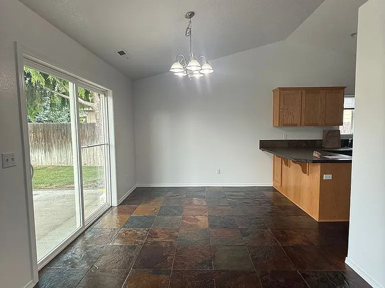 1709 W 30th Ave — Photo 4