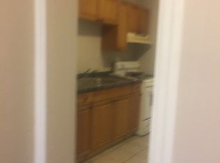 3840 Elsinore St, Philadelphia, PA 19124