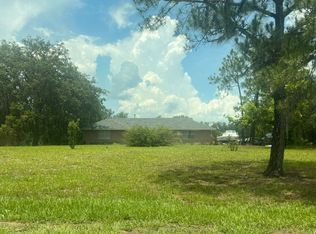 8825 Oakwood Dr, Lake Wales, FL 33898