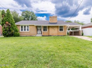 1726 Marlow Rd, Shively, KY 40216