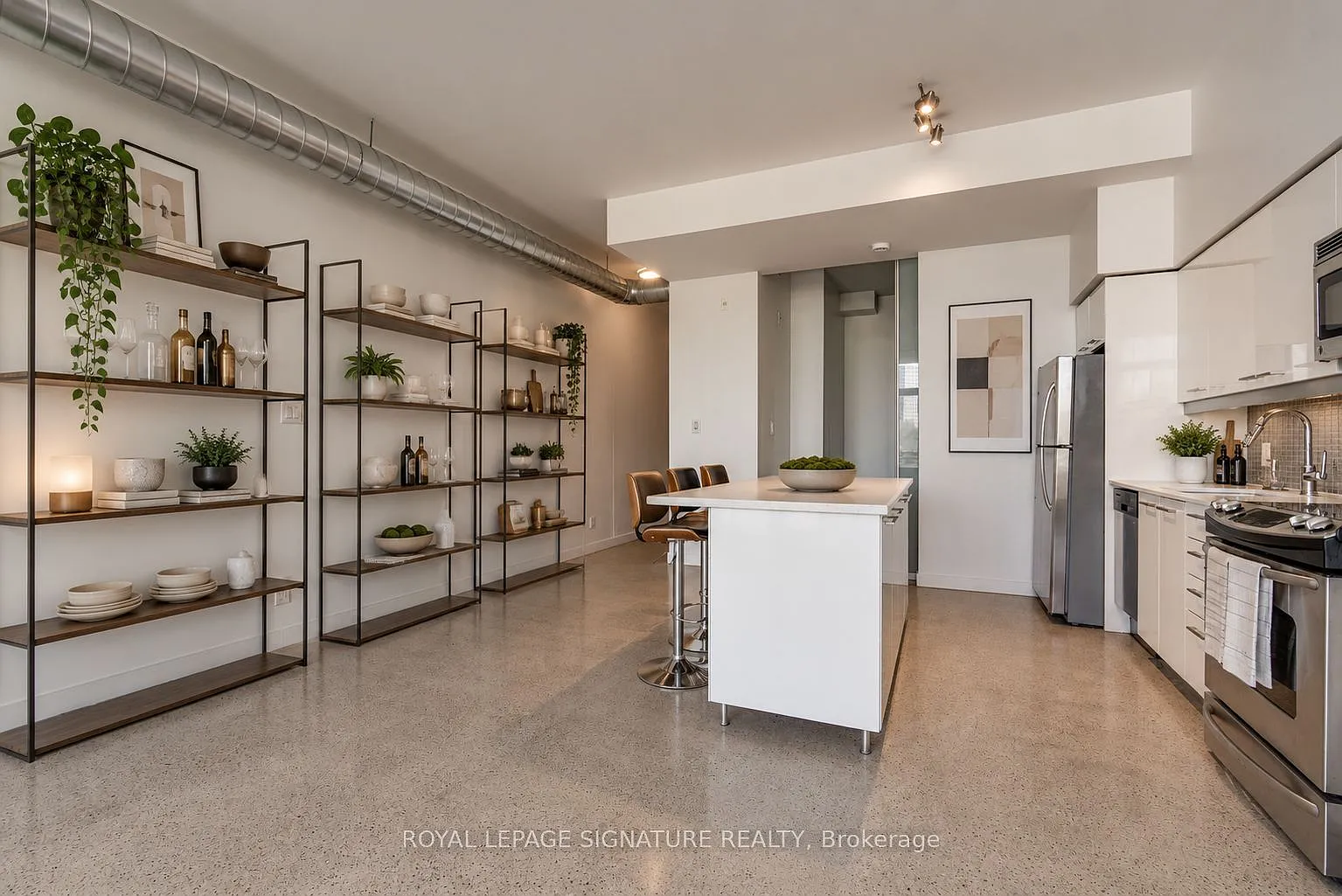 1 bed, $2,600 — Photo 4