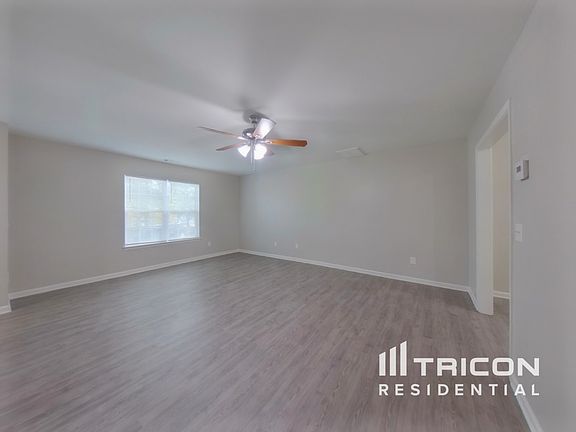 4th image of 1489 Mitchell Glen St