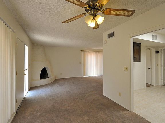 3rd image of 5155 N Pueblo Villas Dr