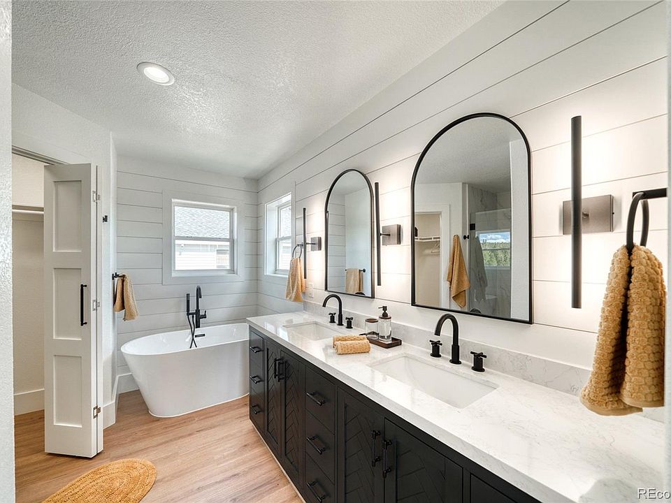 1st image of 172 Brooklyn Circle