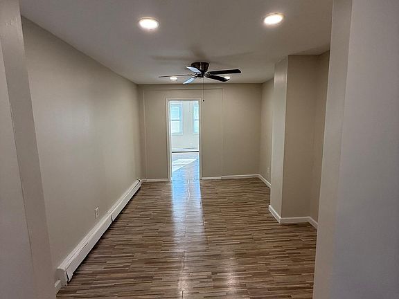 4th image of 386-388 Main St #3