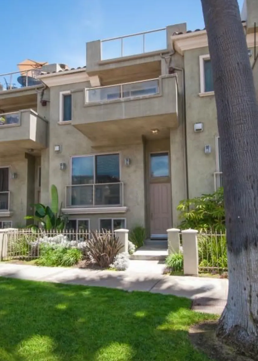 Building Photo - 106 Paseo De La Playa #A